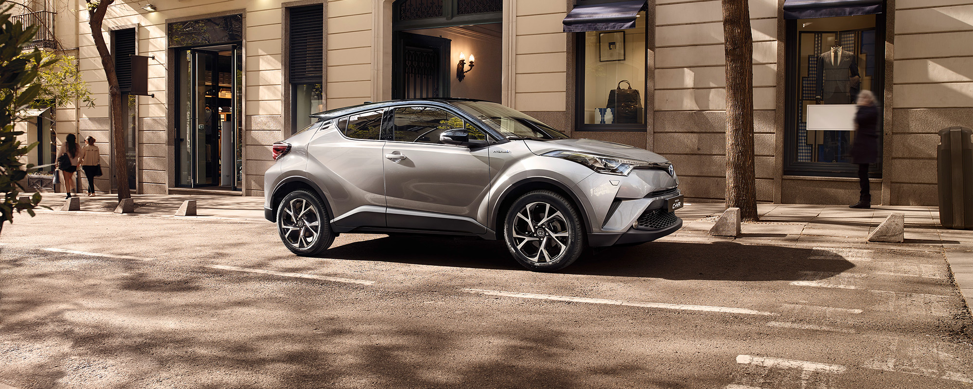 Uitdagende Toyota C-HR maakt publieksdebuut op Paris Motor Show 2016