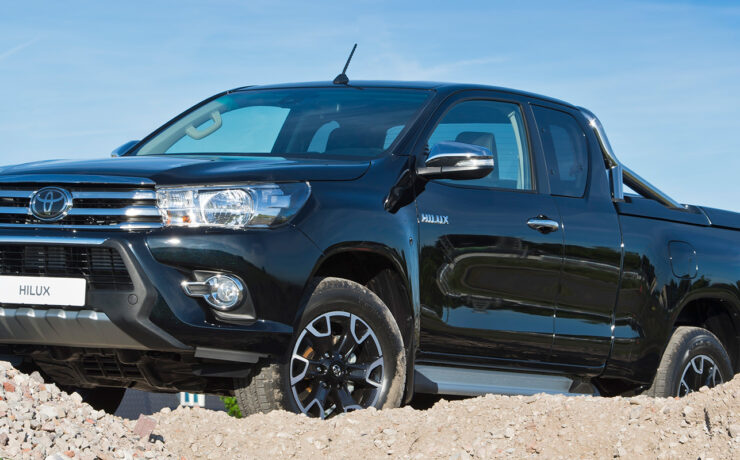 Toyota PROACE en Hilux Black Platinum: omdat je het verdient