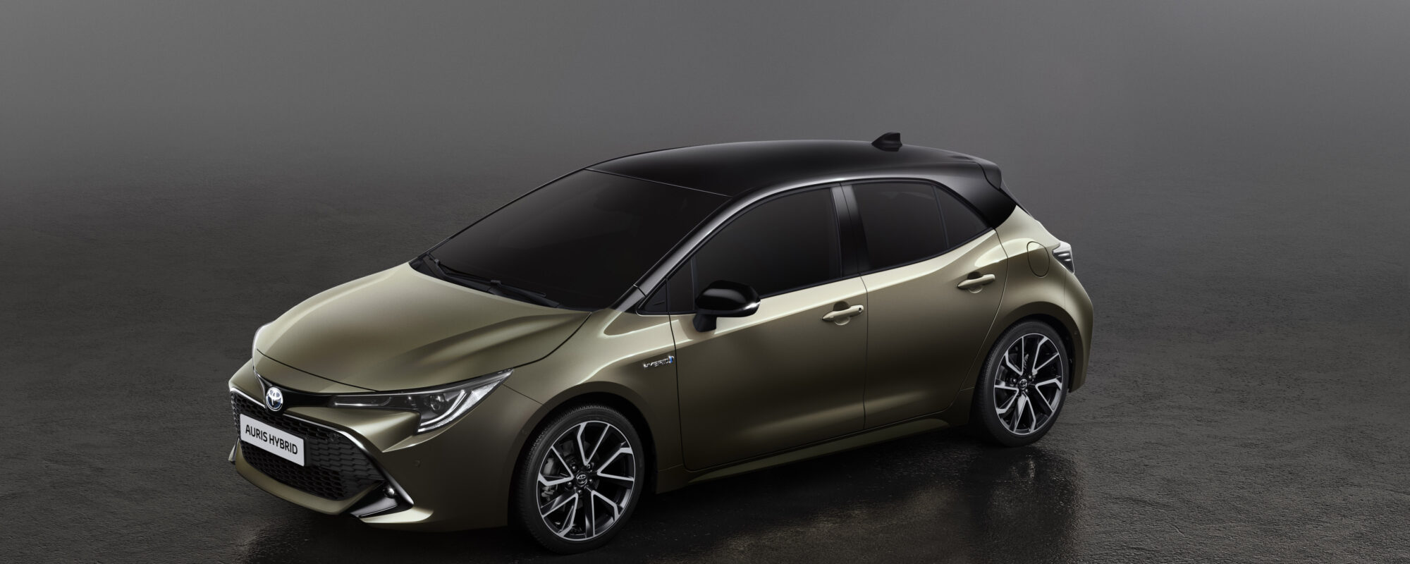 Nieuwe Toyota Auris: meer rijdynamiek en meer hybride power
