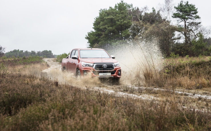 Toyota introduceert nieuwe extra stoere variant van icoon Hilux