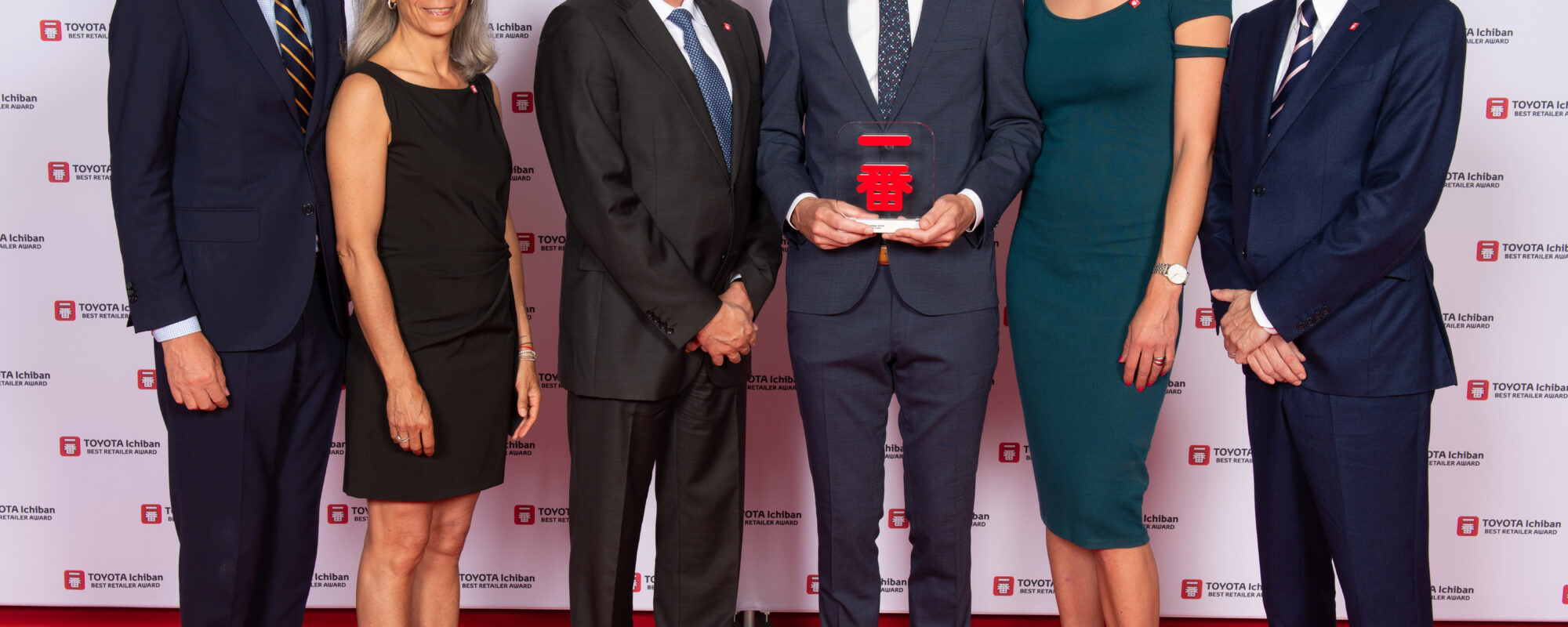 Toyota dealer Van Gent wint elfde klanttevredenheidsprijs op rij