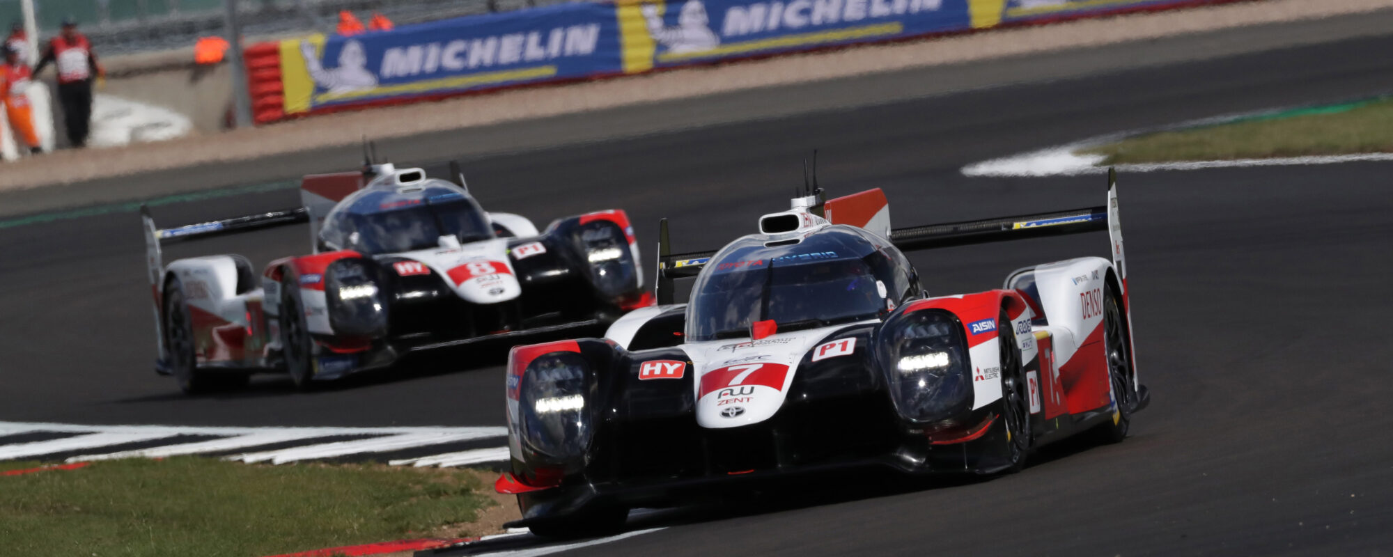 Toyota GAZOO Racing behaalt 1-2-overwinning bij start nieuwe raceseizoen