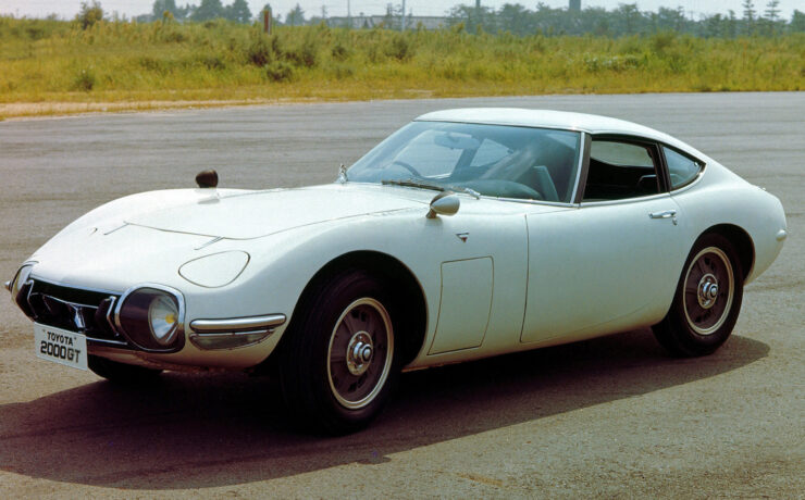Toyota gaat reserveonderdelen voor klassieke 2000GT verkopen