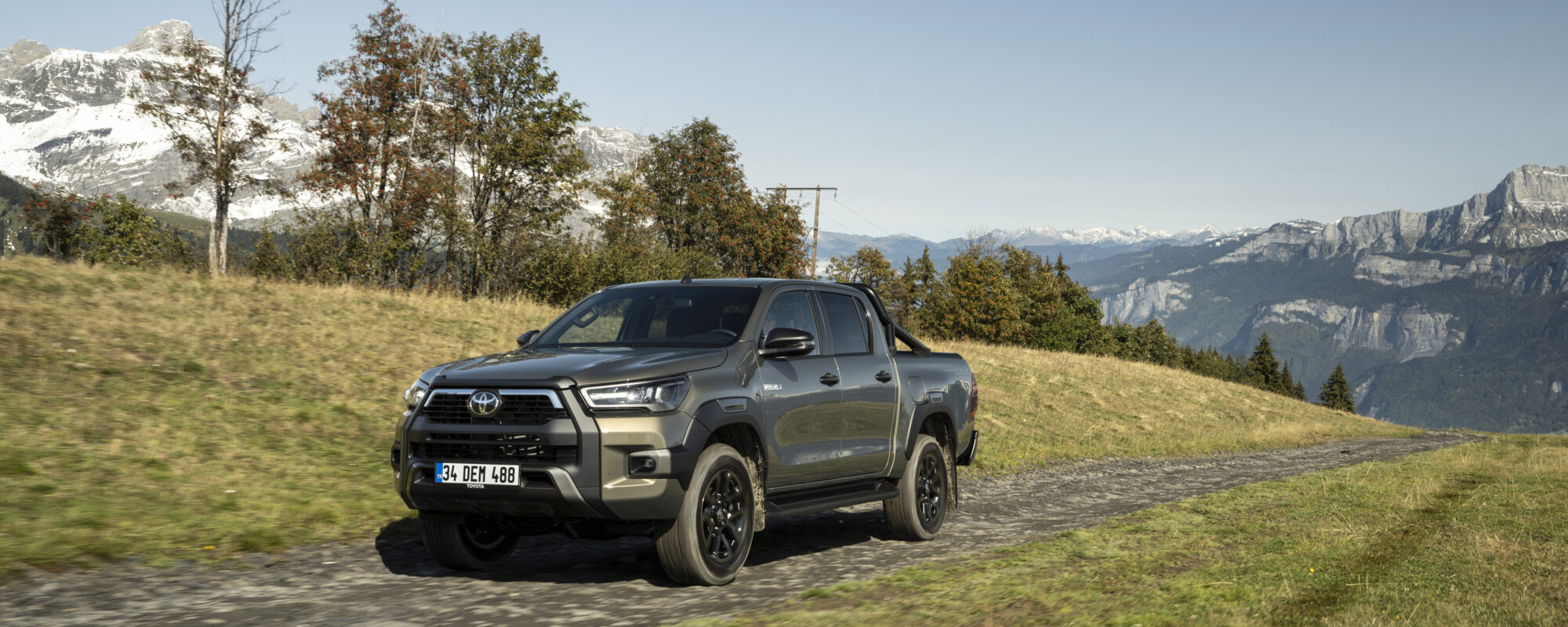 Vernieuwde Toyota Hilux: meer power, verbeterde prestaties on- en offroad