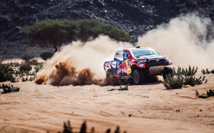 Al drie keer op rij etappewinst voor Toyota GAZOO Racing in Dakar 2021