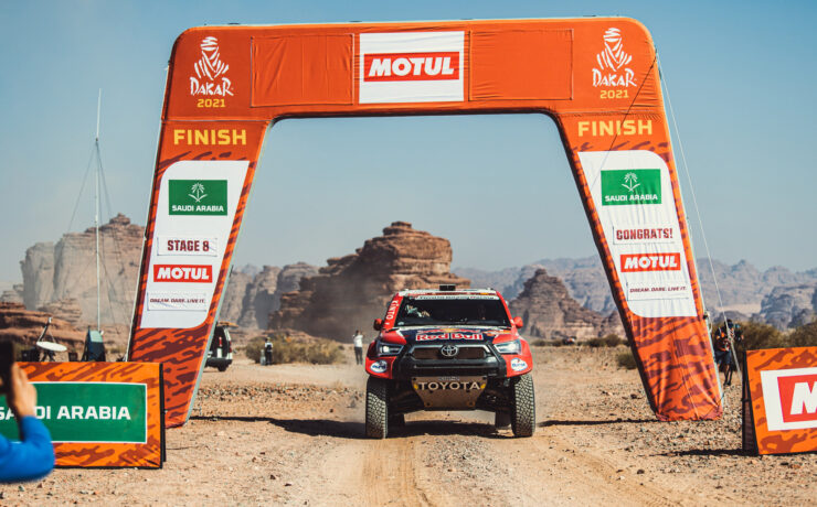 Toyota GAZOO Racing wint marathon-etappe Dakar 2021