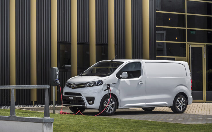 Toyota Proace Electric verkozen tot Bestelauto van het Jaar 2022