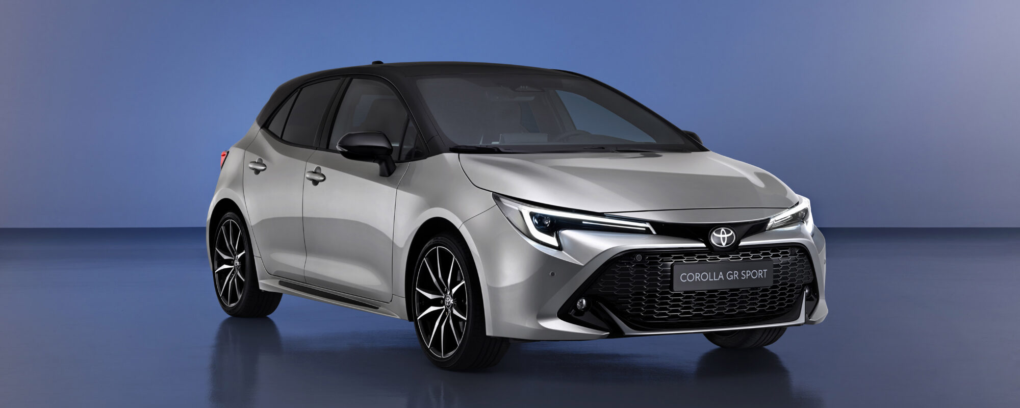 Toyota Corolla krijgt update voor 2023: vijfde generatie hybride en nieuw infotainment