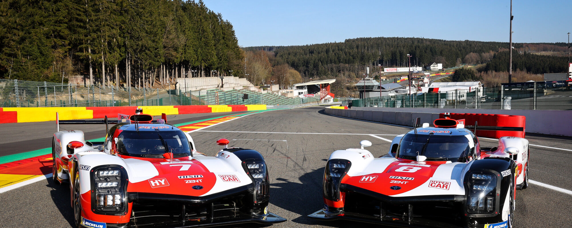 TEST OEFENIG Toyota wil geschiedenis schrijven op Le Mans