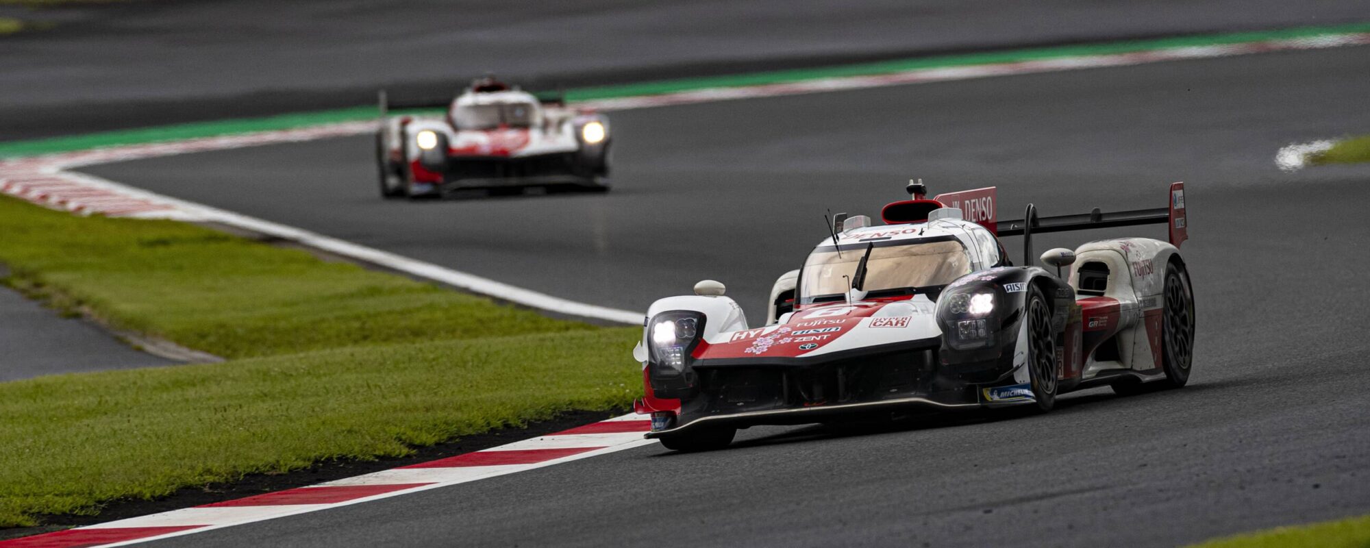 Wereldtitel voor Toyota GAZOO Racing na winst in 6 Uur van Fuji
