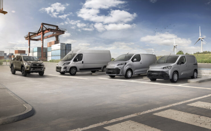 Toyota Professional helpt ondernemers verduurzamen met nieuwe volledig geëlektrificeerde bedrijfswagenlijn