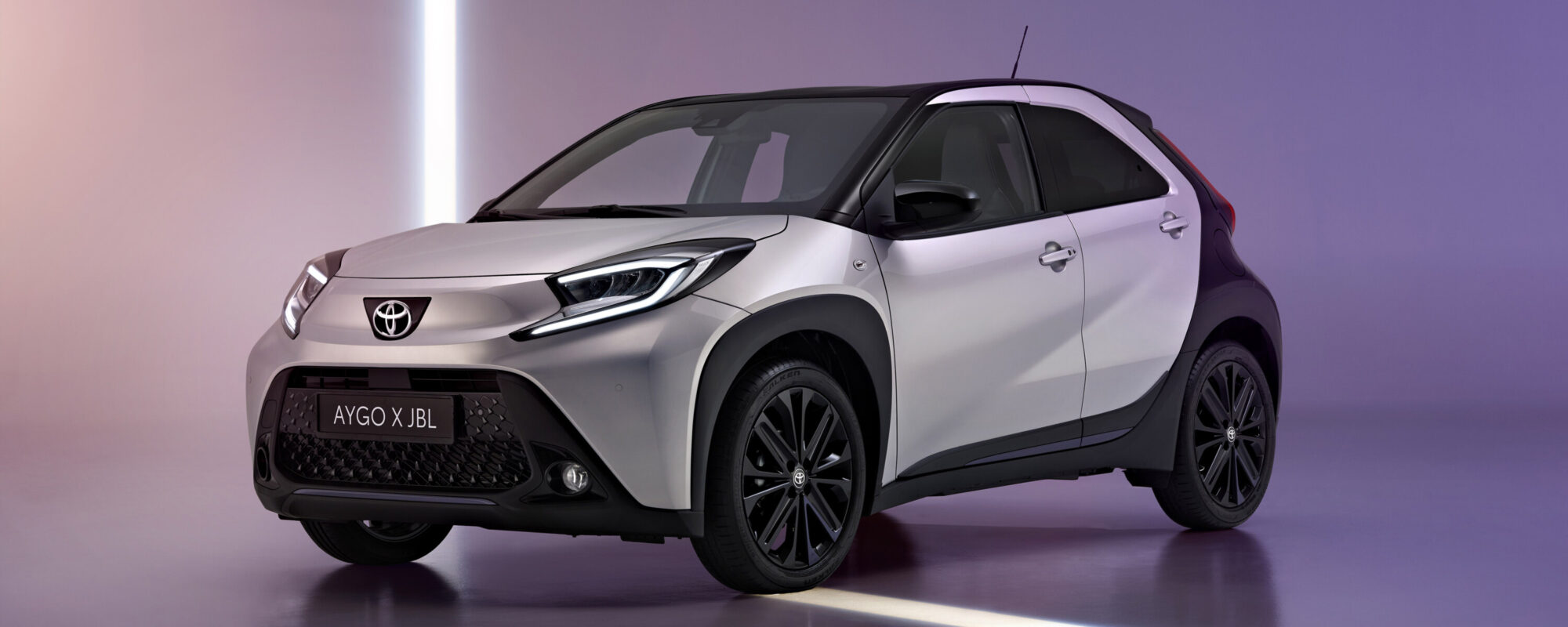 Toyota Aygo X JBL special edition onthuld met unieke afspeellijst “The Sound of Noise”