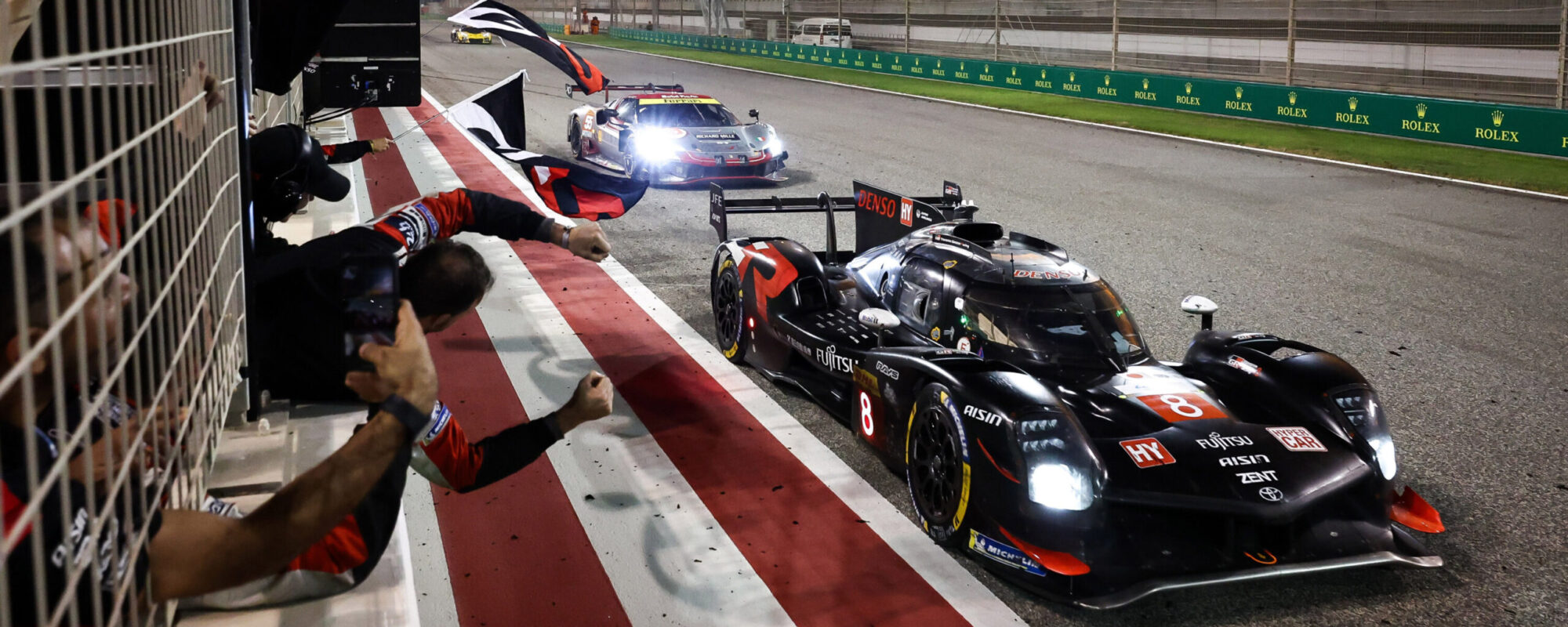 Wereldtitel voor Toyota GAZOO Racing na 8 Uur van Bahrein