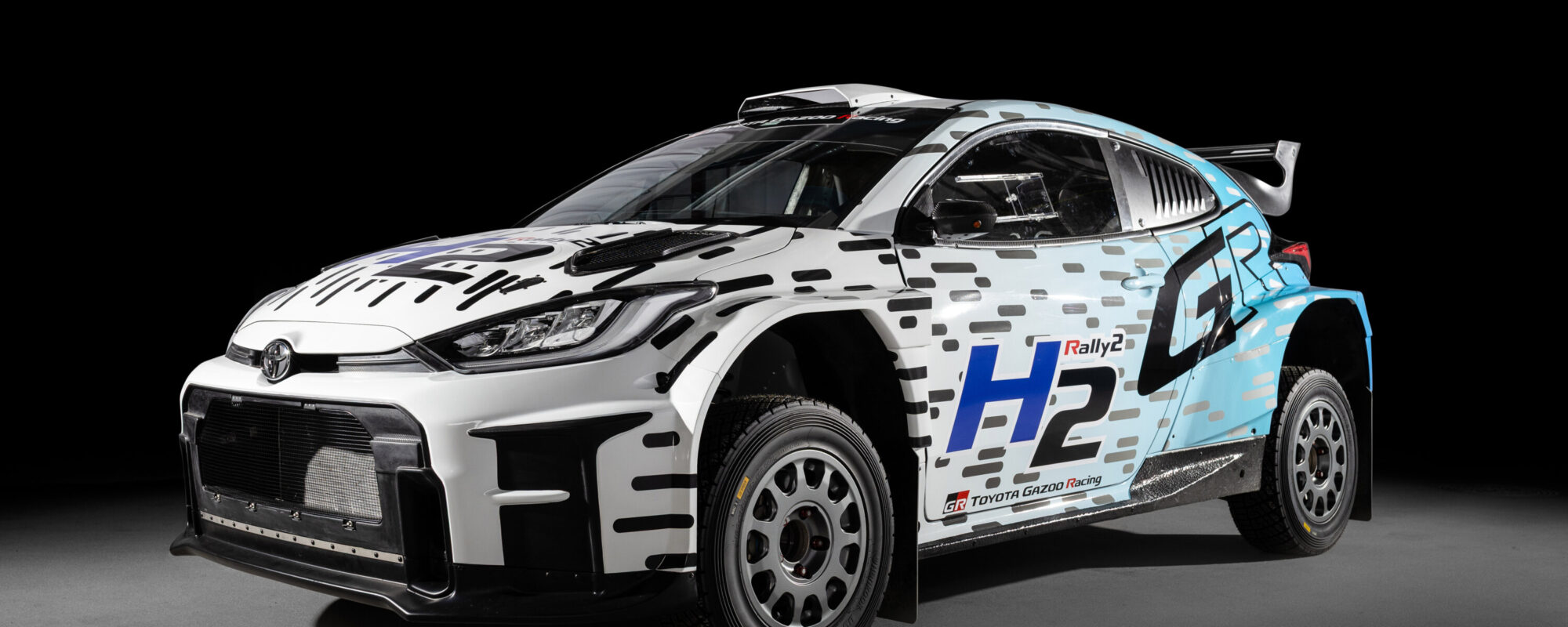 TOYOTA GAZOO Racing toont Rally2 waterstofauto tijdens Rally Finland