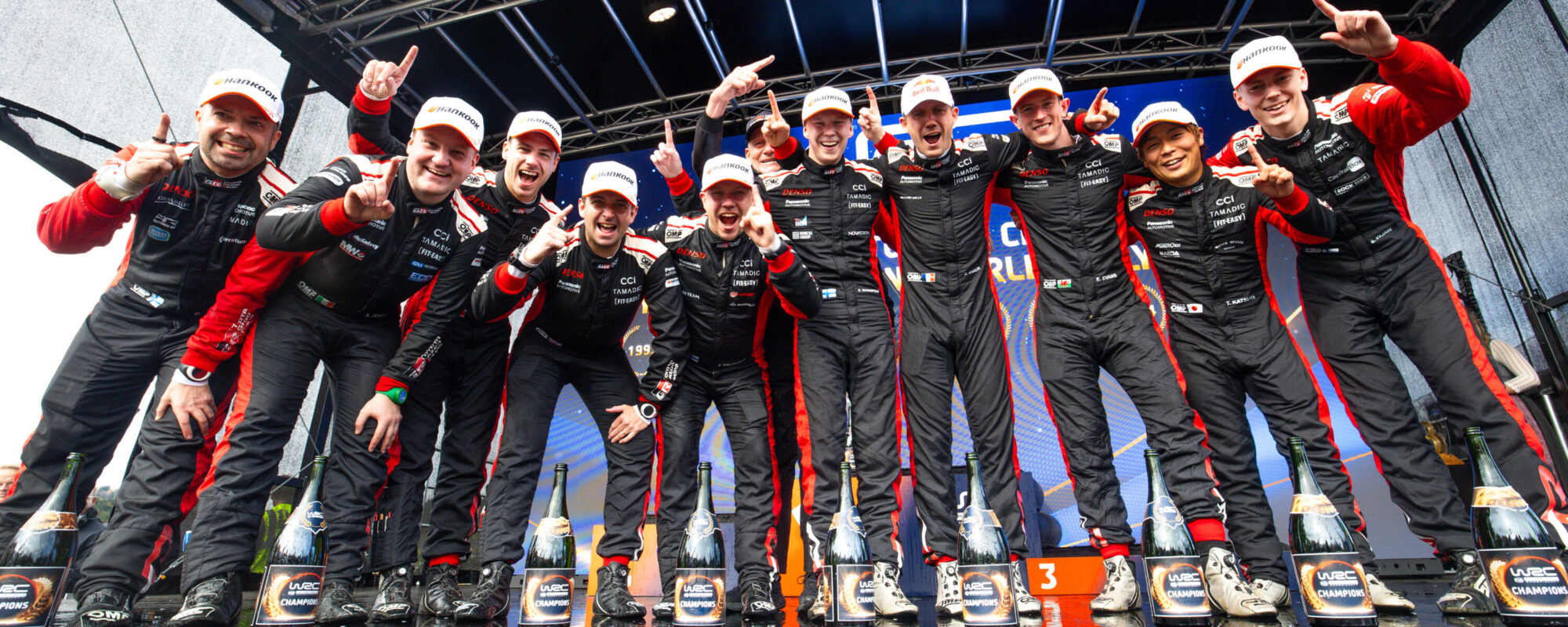 TOYOTA GAZOO Racing viert wereldtitel in Central European Rally met één-twee finish