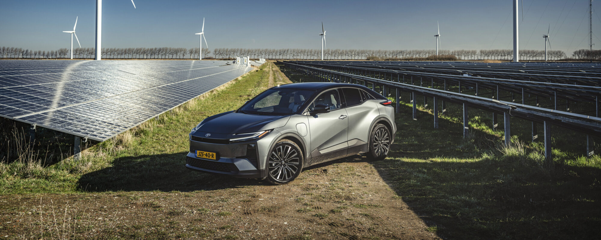 Toyota en Vattenfall maken thuisladen makkelijker, slimmer én financieel bereikbaarder voor EV-rijders 