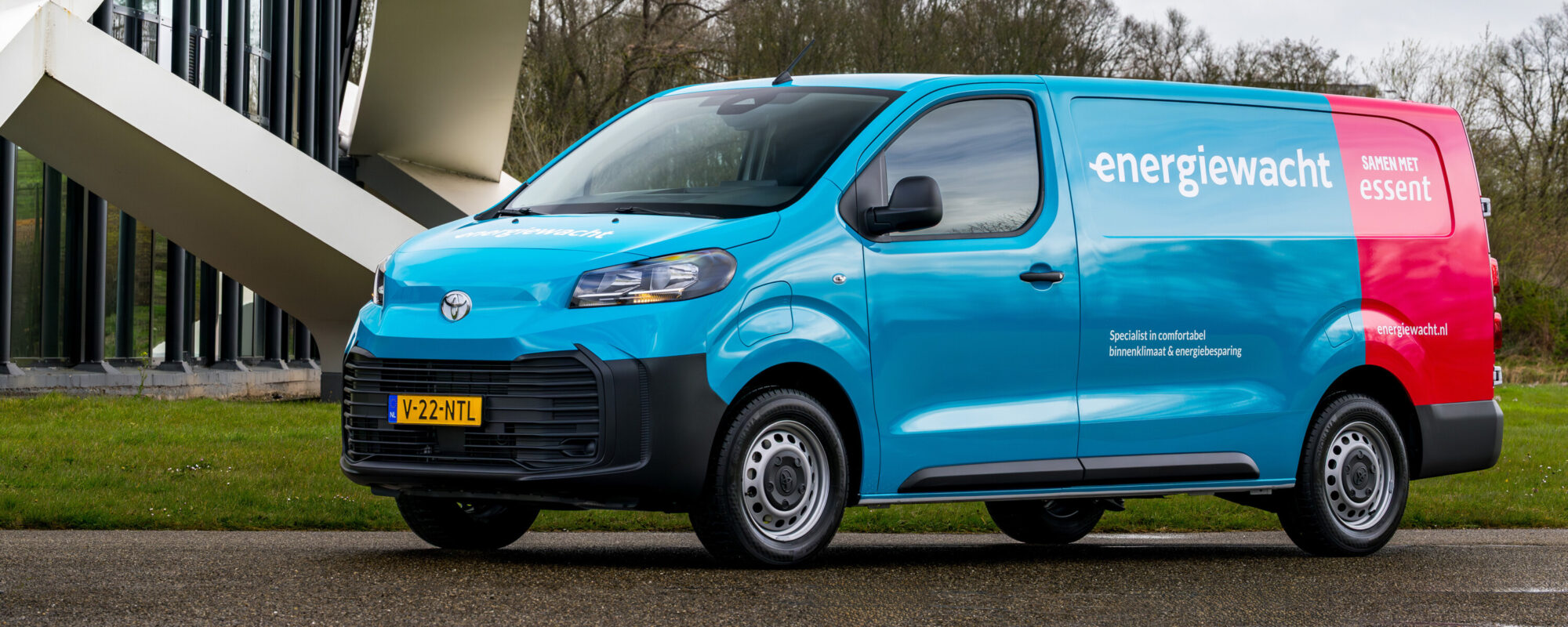Toyota wordt mobiliteitspartner van Essent met inzet van elektrische PROACE-modellen